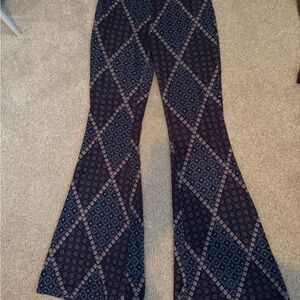 Kendall & Kylie Blue Patterned Pants